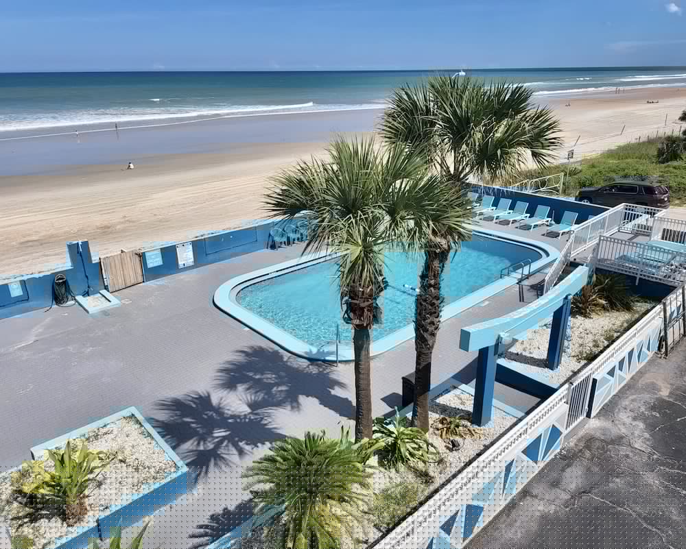 Chateau Mar Beach Resort 40/47