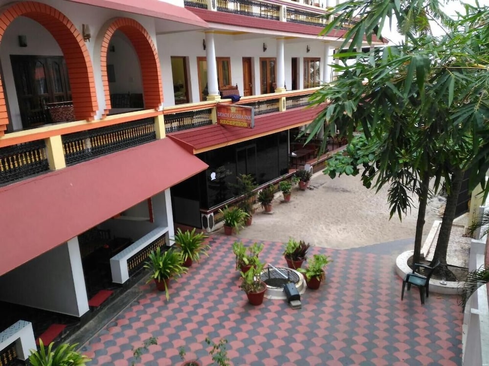 Beach Florra Inn 44/45
