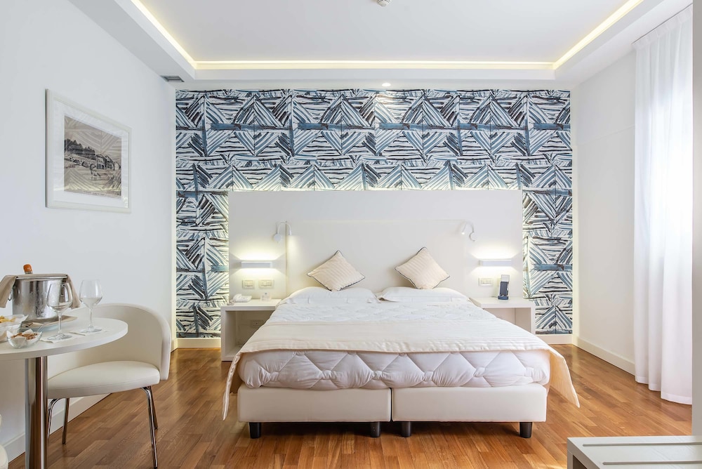 Versilia Palace Hotel 6/44