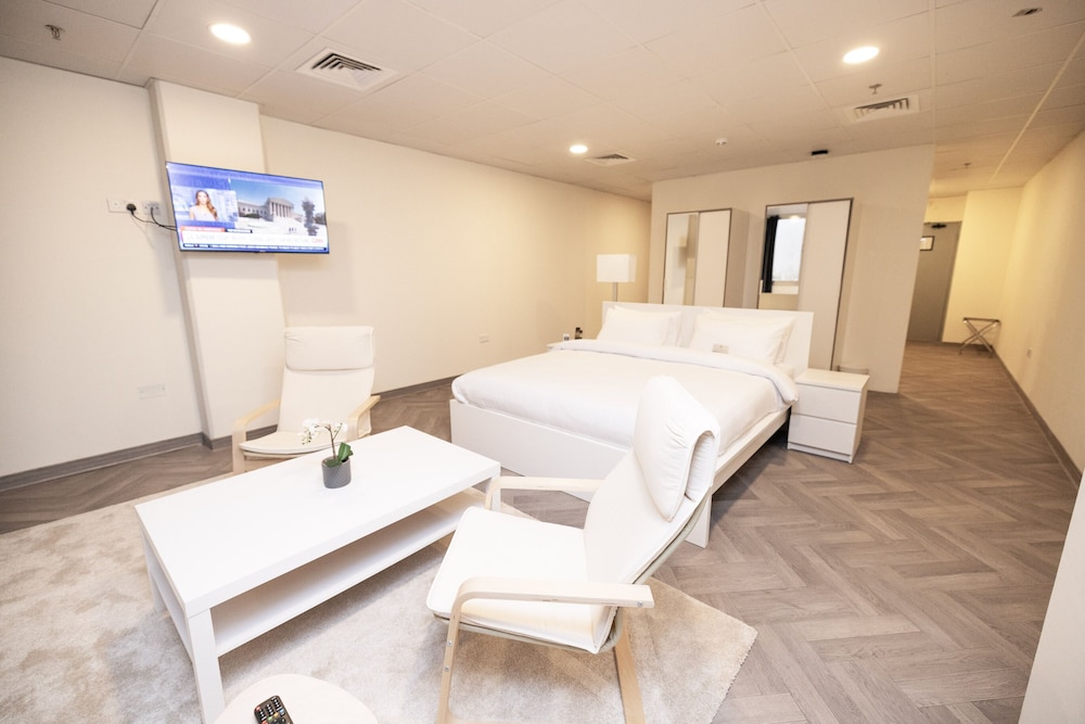 Junior Suite, Studio, King Bed, City View