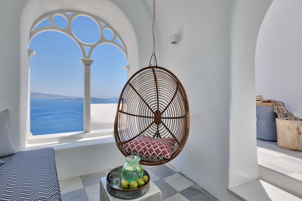Namaste Suites By Caldera Houses 25/50