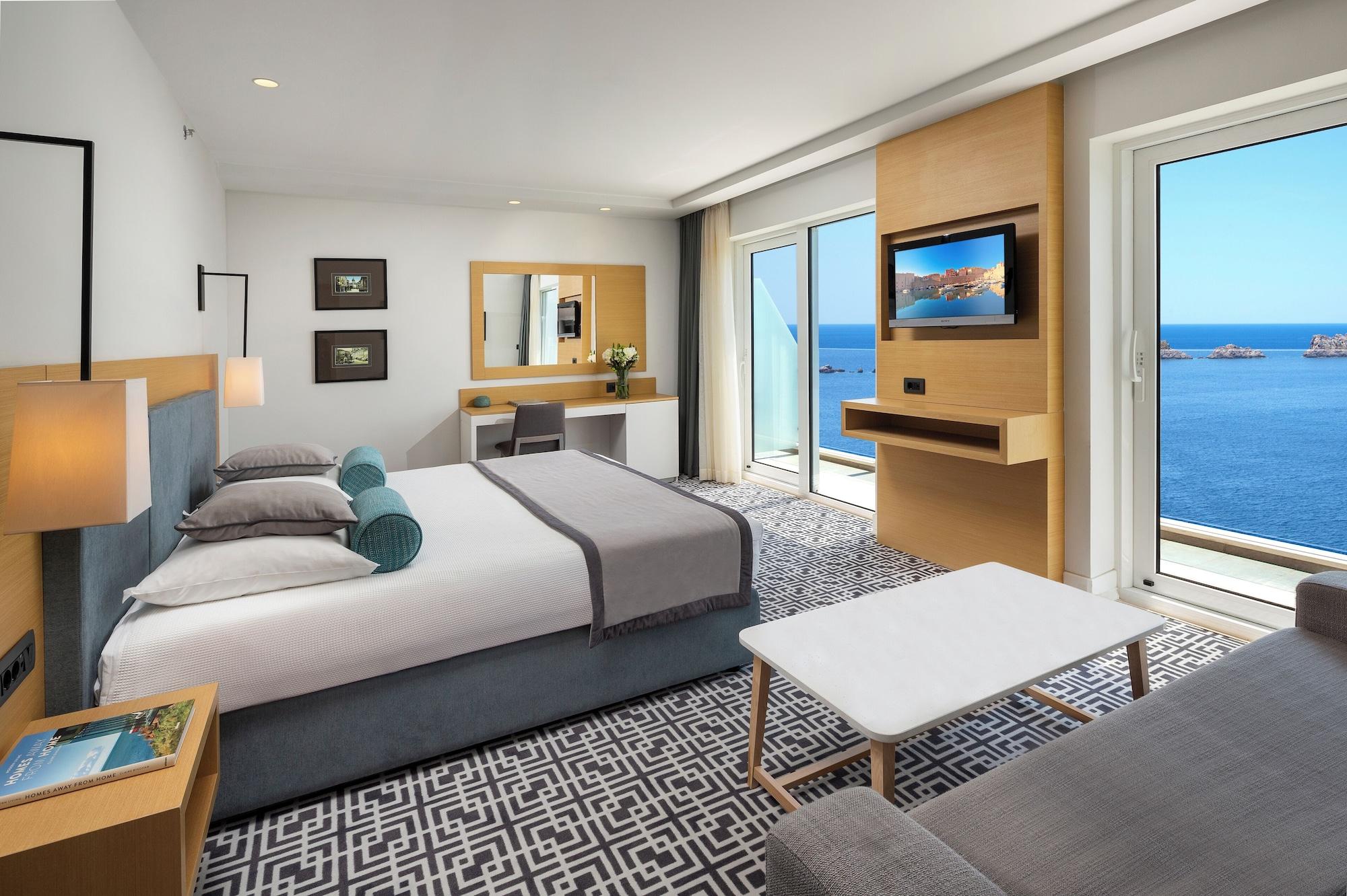 Skyline, Premium, Suite, Sea View, Balcony