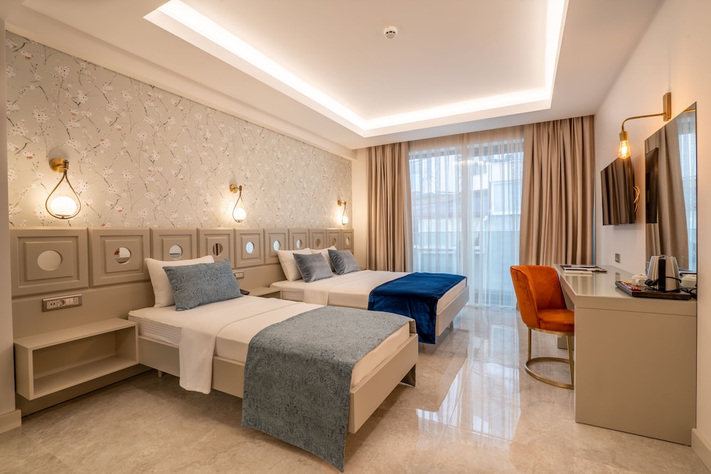 Muhtar Hotel 8/49