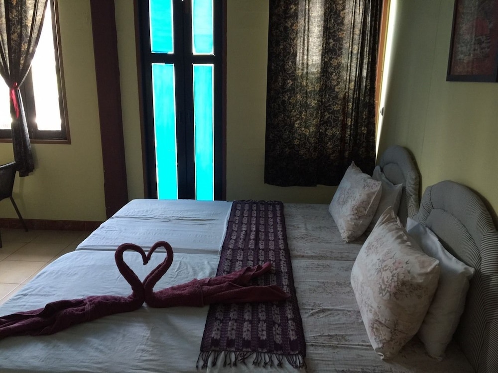 Sri Trang Hotel 19/25