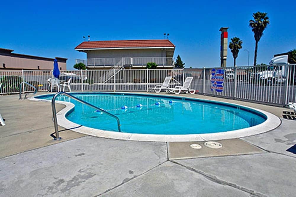 Motel6 West Sacramento, CA 47/60
