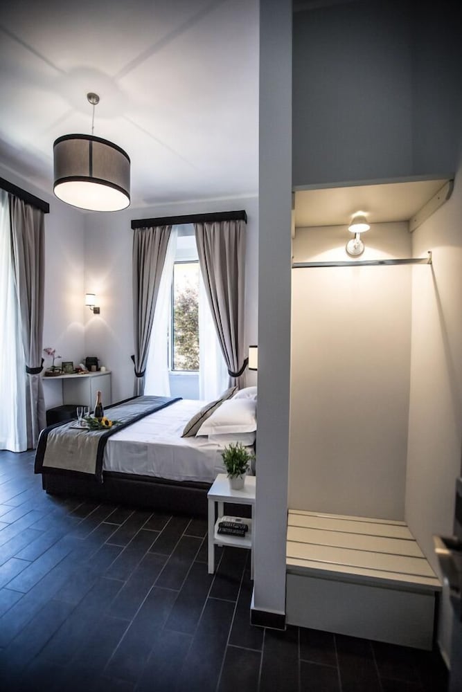 San Pietro Leisure And Luxury 24/52