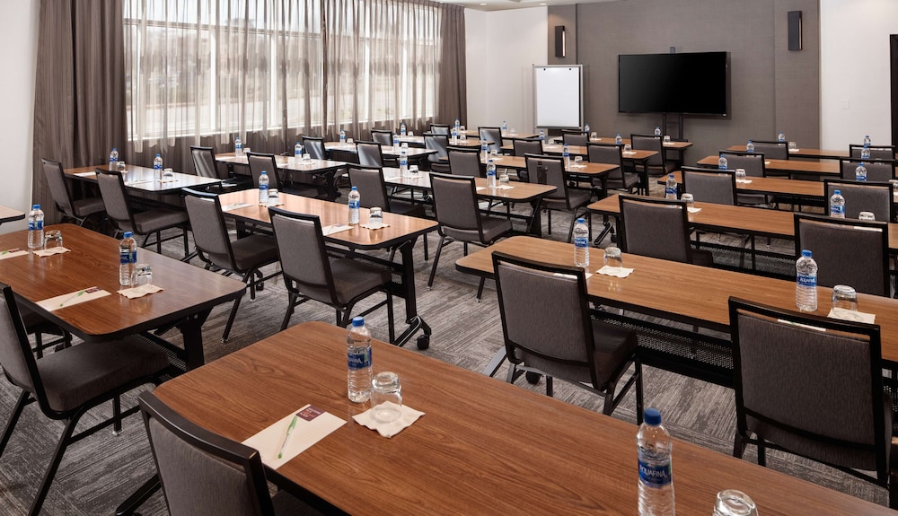 Hyatt Place Oklahoma City / Bricktown 32/39