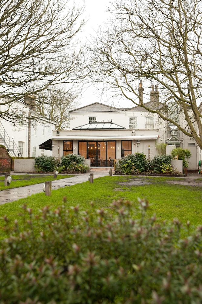 The Georgian Townhouse 62/69