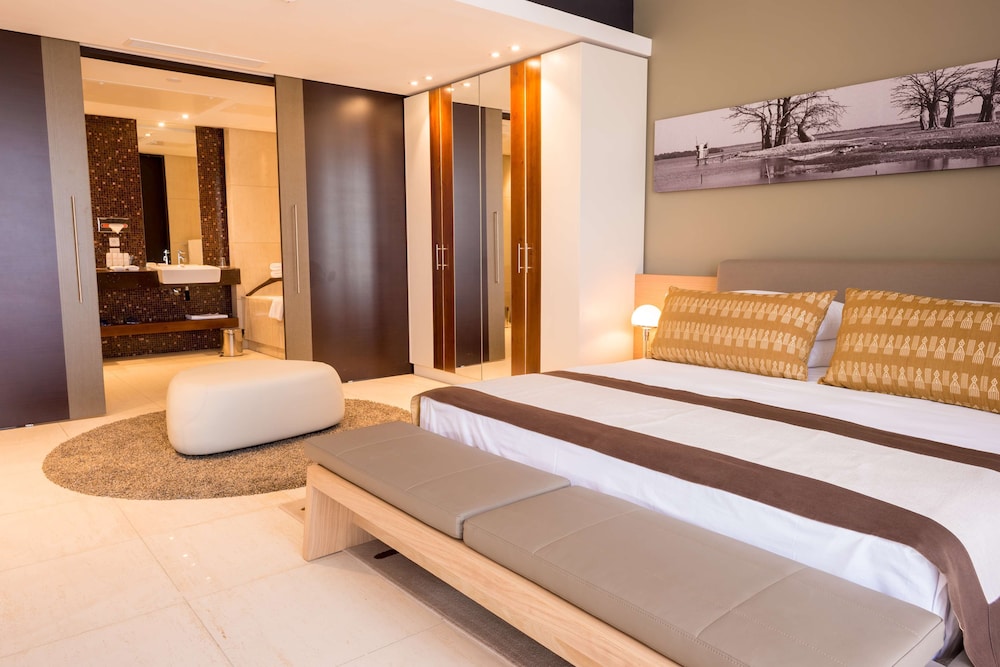 Noom Hotel Dakar Sea Plaza, a member of Radisson Individuals 16/75
