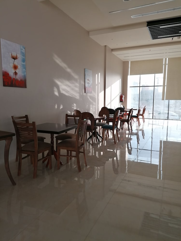 Grand Tourist Hotel 30/50