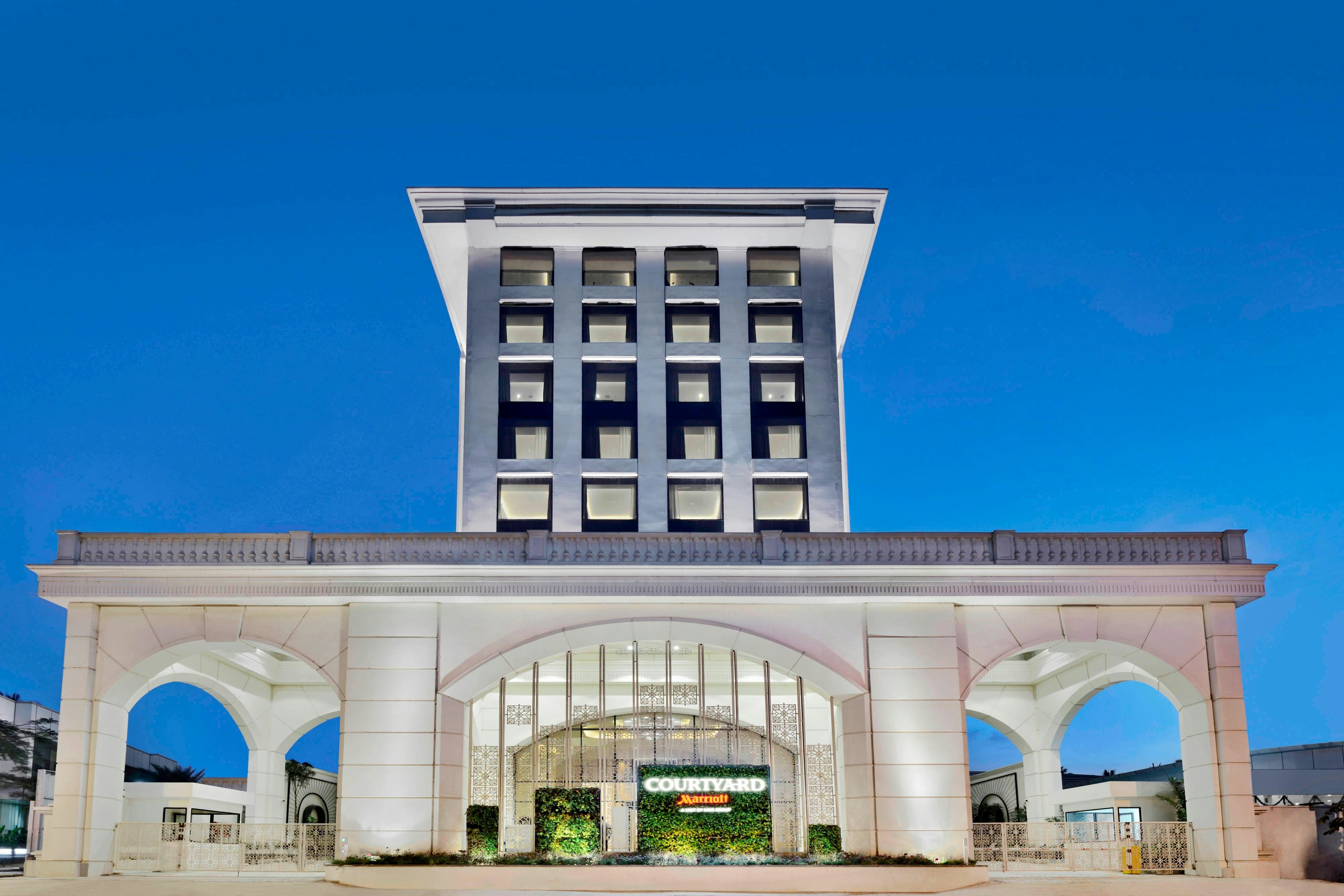 Courtyard Bengaluru Hebbal 1/18