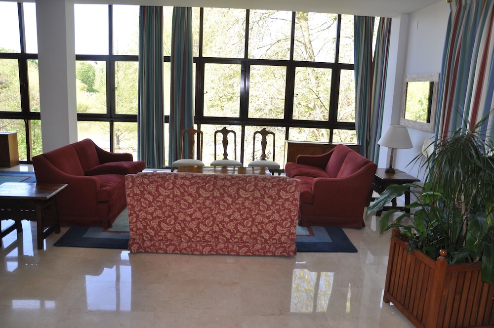 Parador de Gijon 21/50