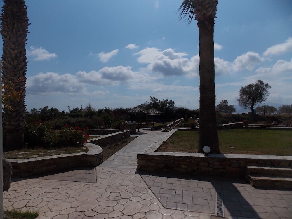 Stella Naxos Island 39/50