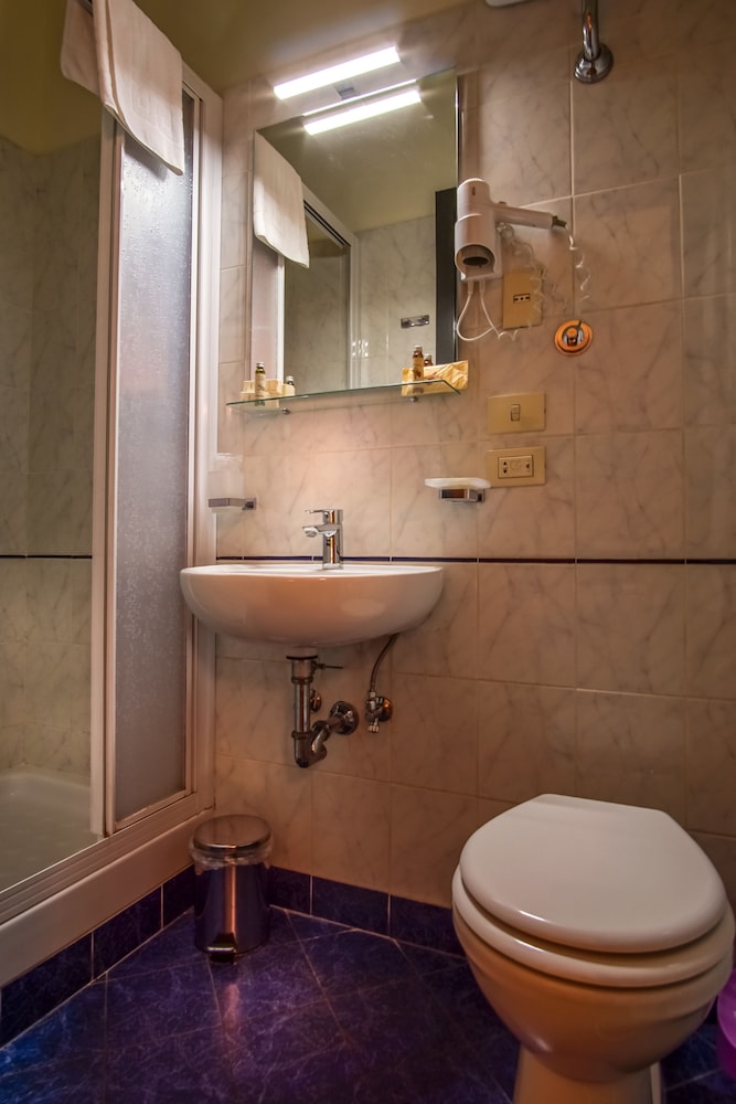 Hotel Bella Firenze 39/41