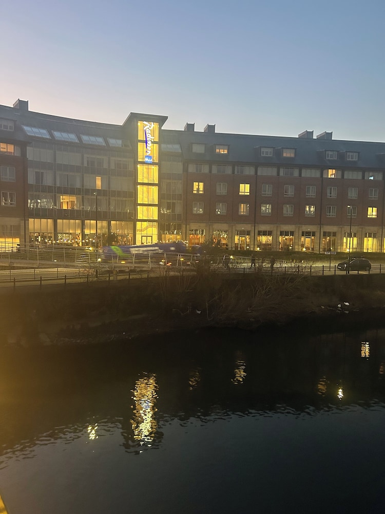 Radisson Blu Hotel Durham 2/86