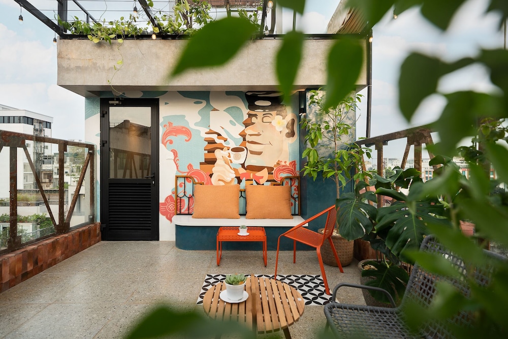 Le Parfum Apartment & Hotel 30/50