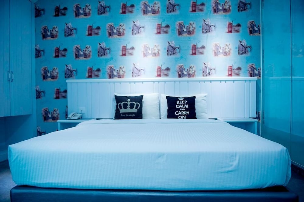 Apple Hotel Penang 7/32