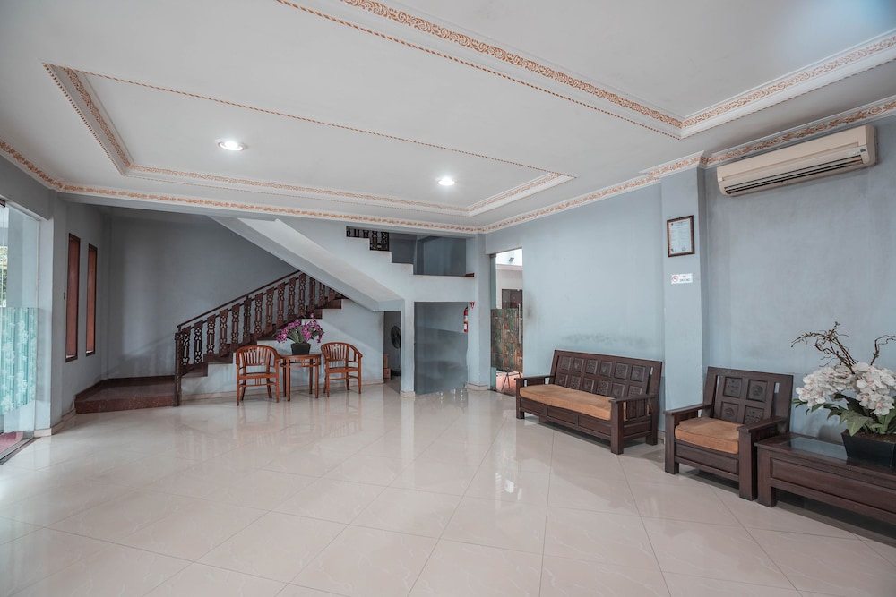 OYO 686 Bunga Karang Hotel 30/46