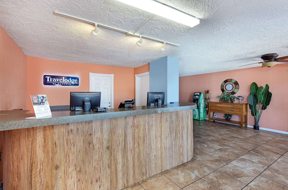Americana Inn a Travelodge by Wyndham 8/50