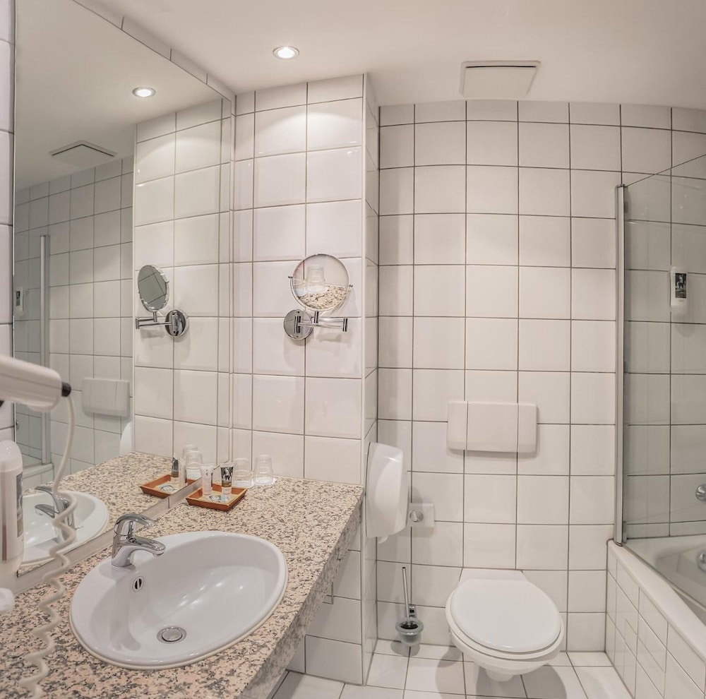 AKZENT Hotel Aufkirchen (Ex. mercure Muenchen Airport Aufkirchen) 42/44