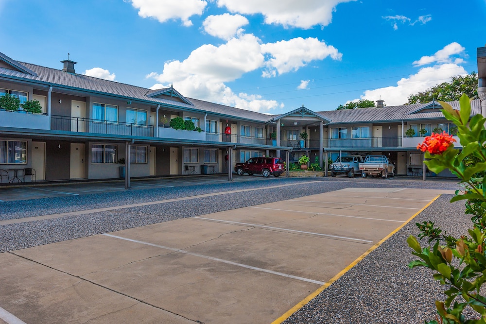 The Stirling Rockhampton 3/59