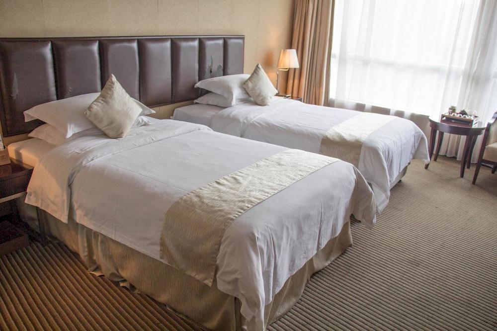 Paco Business Hotel Guangzhou Baiyun Road Branch 15/50