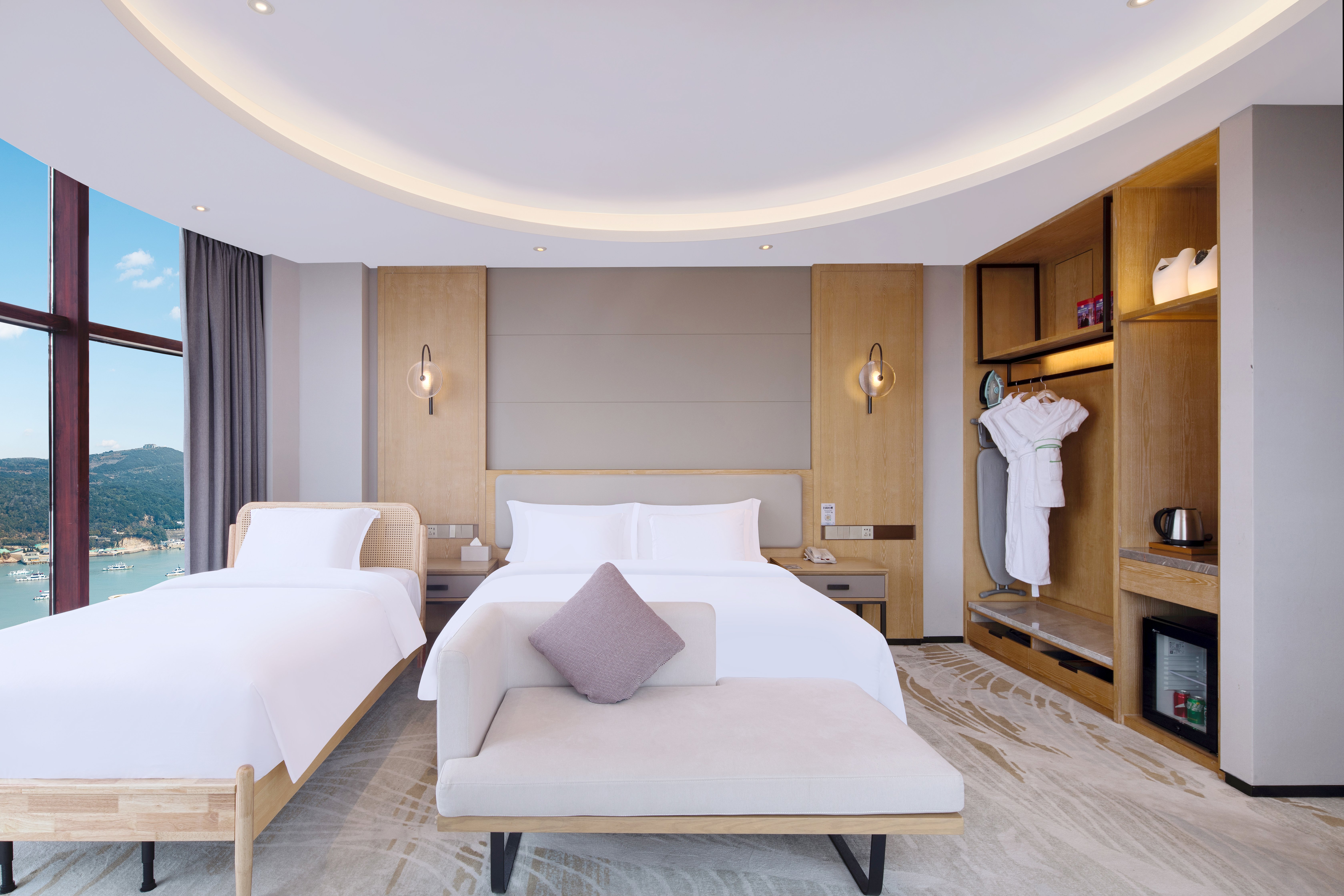 Crowne Plaza Zhoushan Seaview 15/51