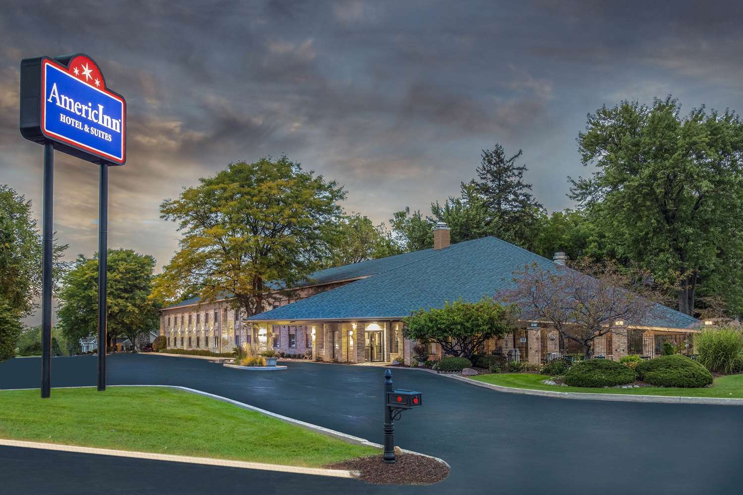 AmericInn by Wyndham Delafield 14/18