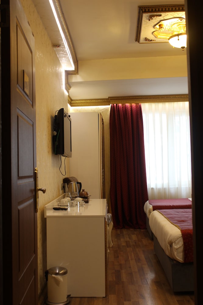 Marmara Deluxe Hotel 49/72