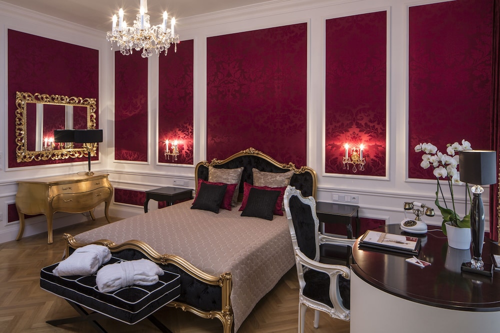 Schloß Schönbrunn Grand Suite 31/40