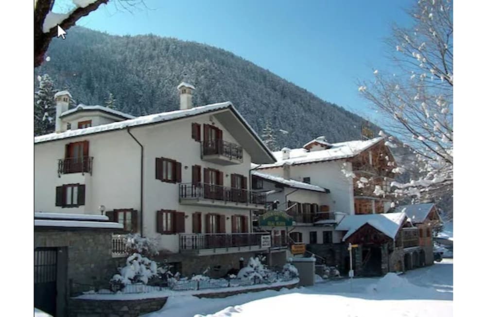 HOTEL BEAU SEJOUR 2/66