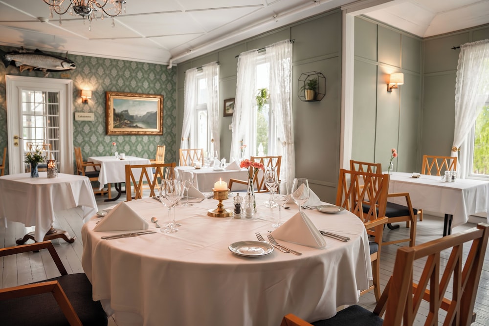 Gloppen Hotel by Classic Norway Hotels 35/50