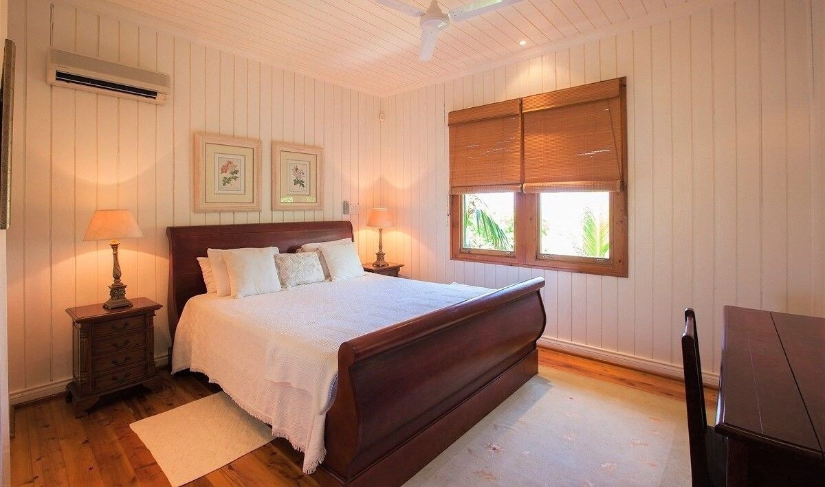 3 BEDROOMS, LUXURY, VILLA, OCEAN FRONT