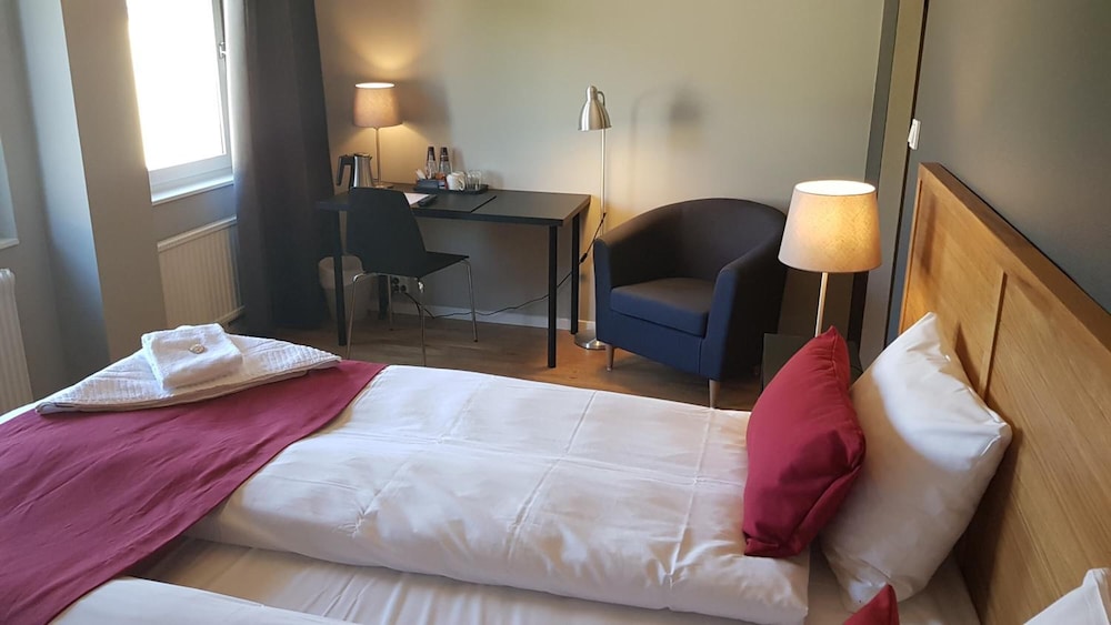 City Hotel 14/32