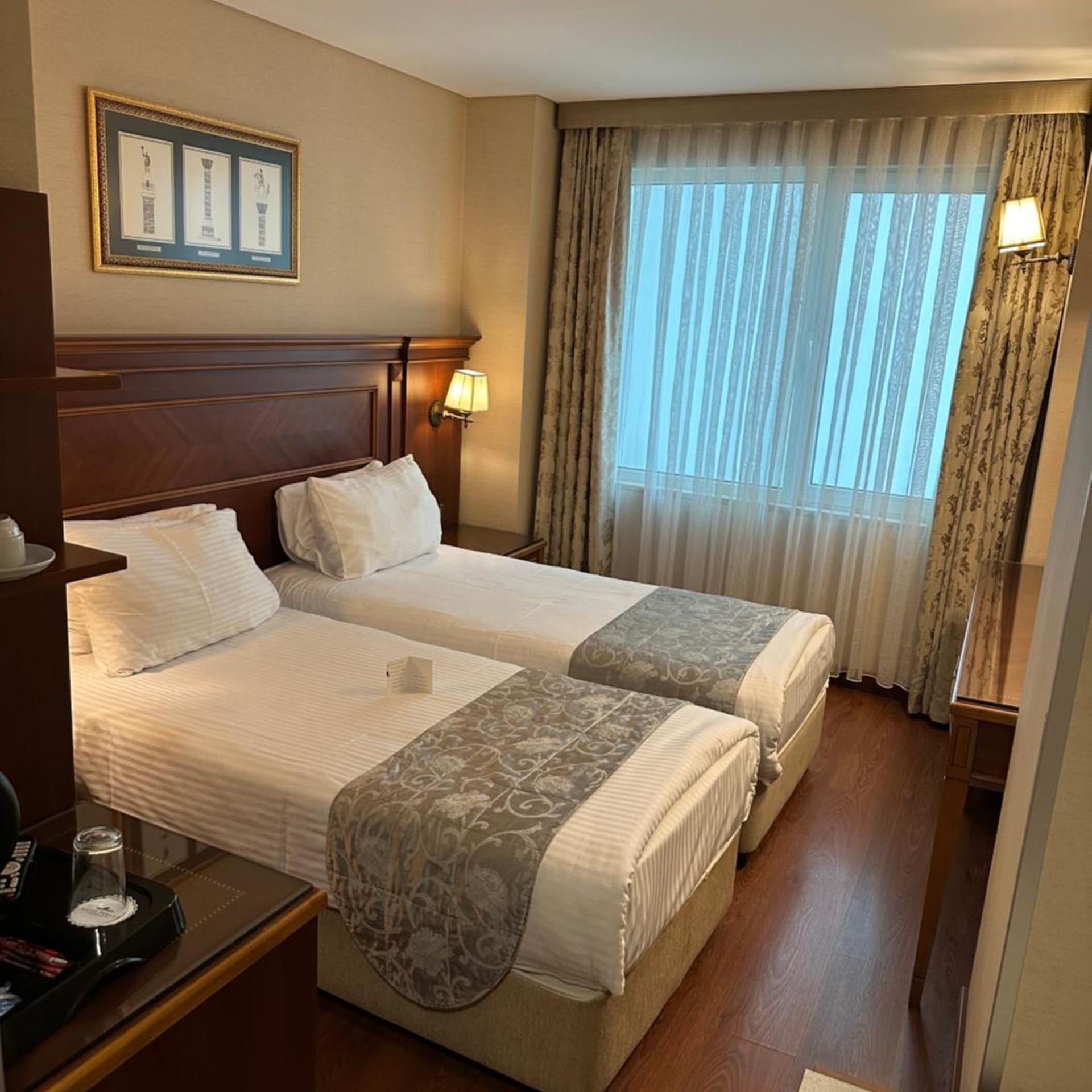 FAMILY CONNECTED ROOM