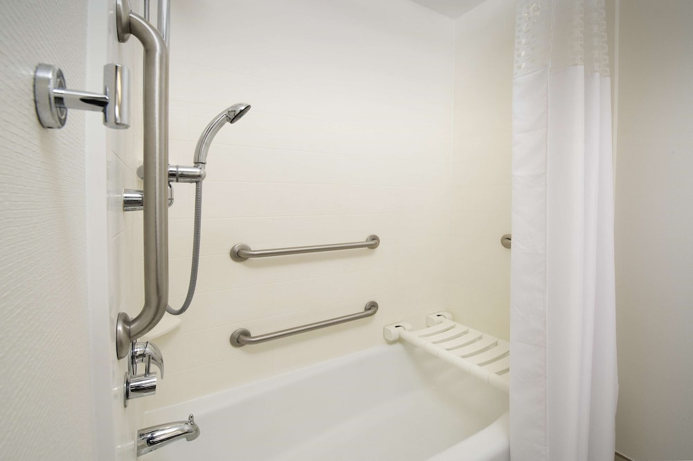 Hampton Inn And Suites San Antonio Northwest Medical Center 13/43