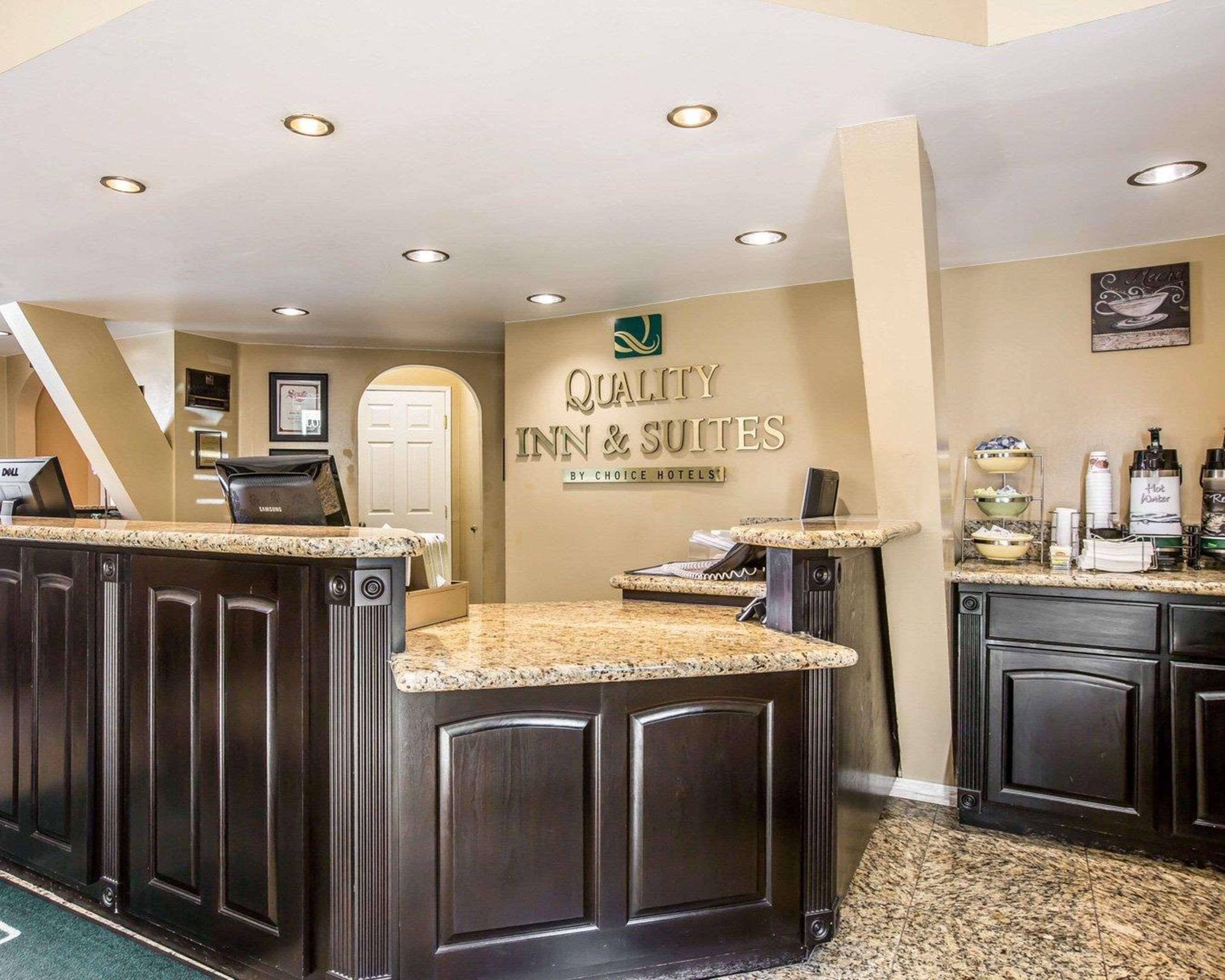 Quality Inn & Suites Thousand Oaks 5/38