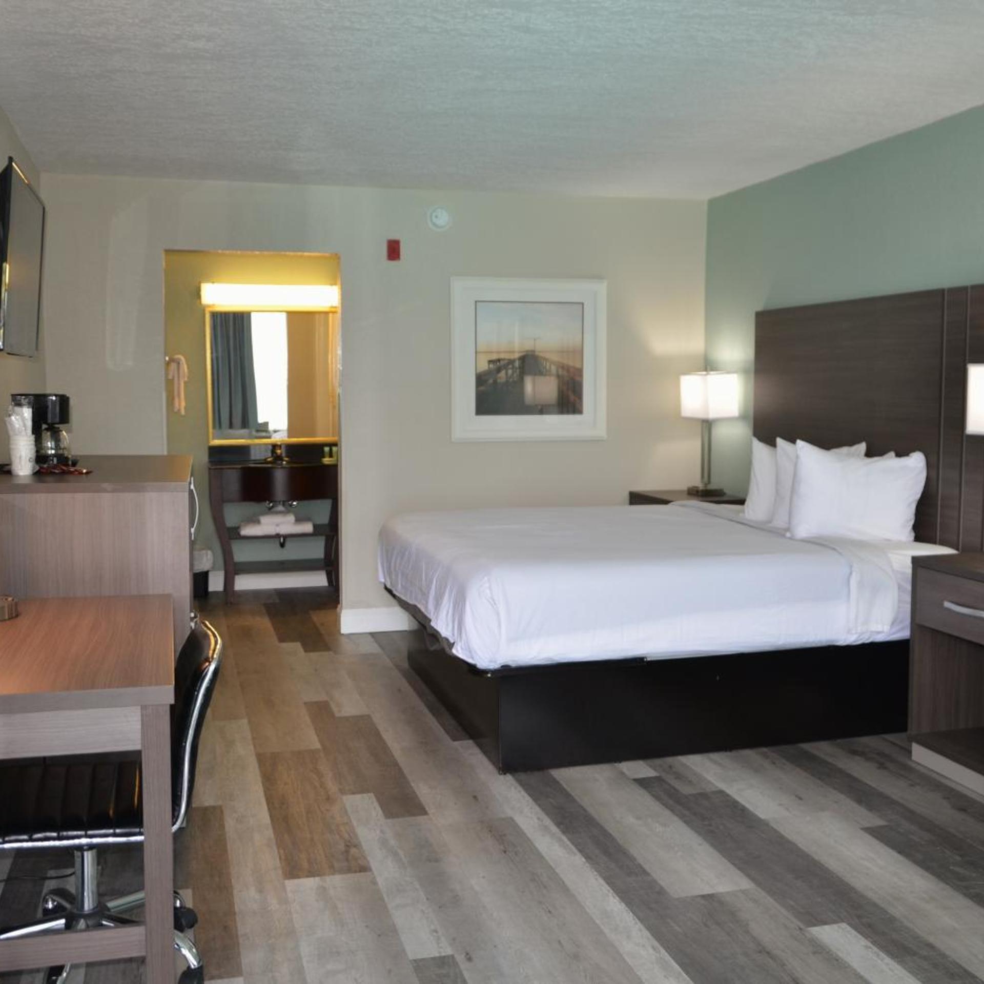 Renovated, King Bed, Pool View