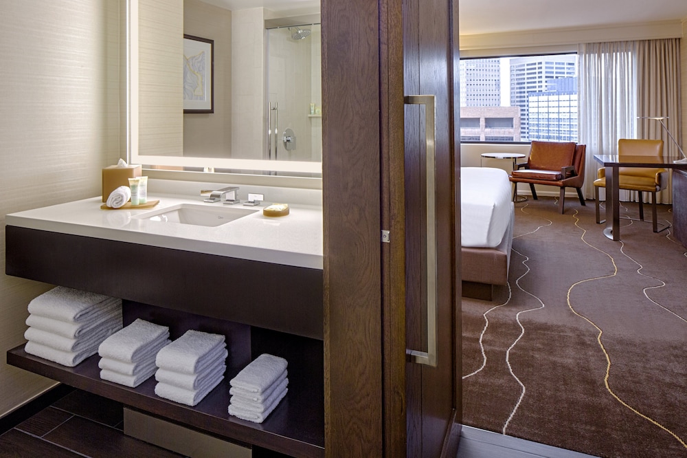 Grand Hyatt Denver 23/78