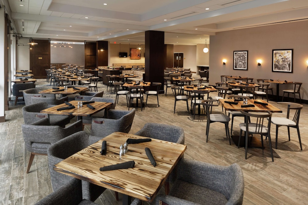 Doubletree By Hilton Jamestown 59/68