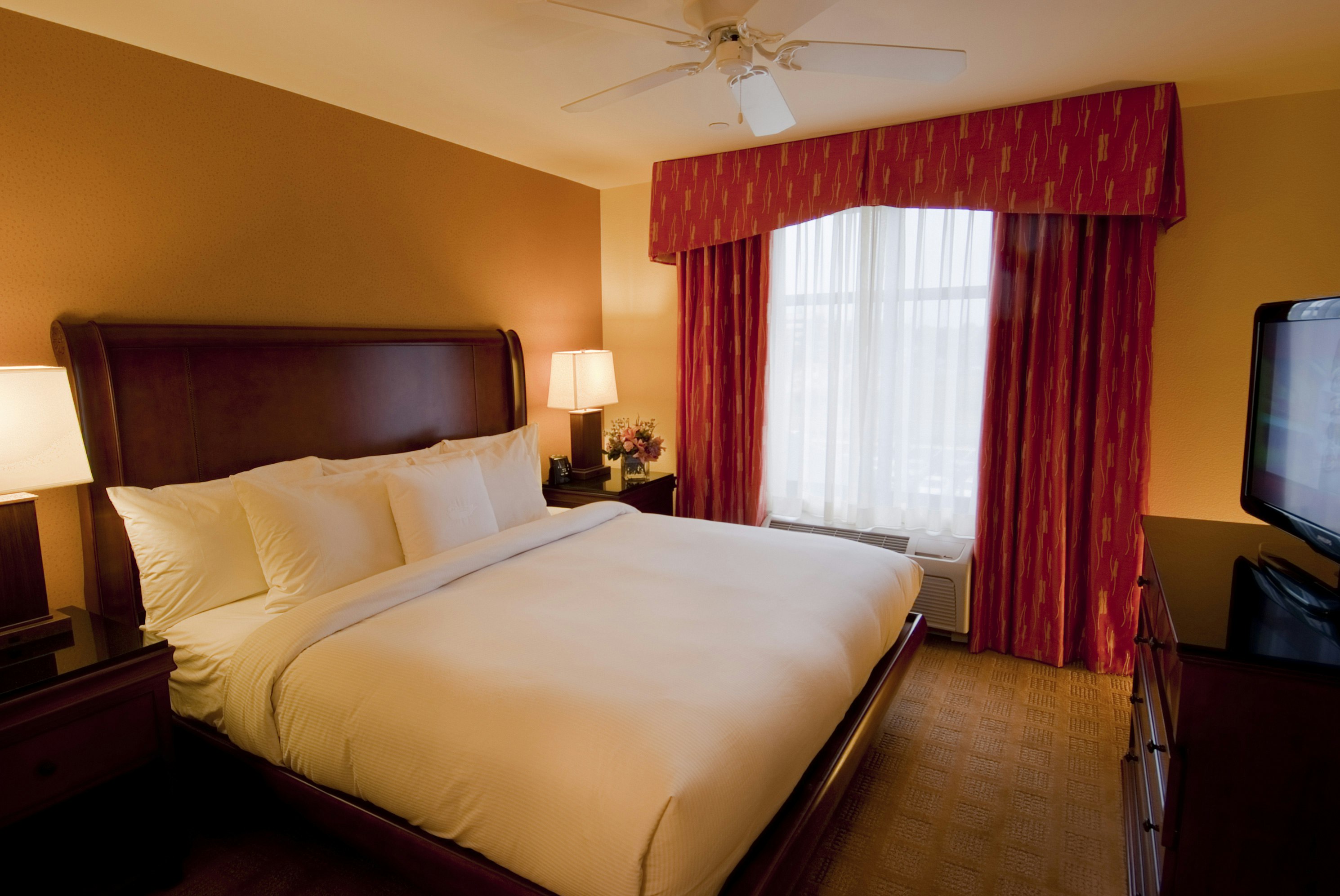 Suite, King Bed