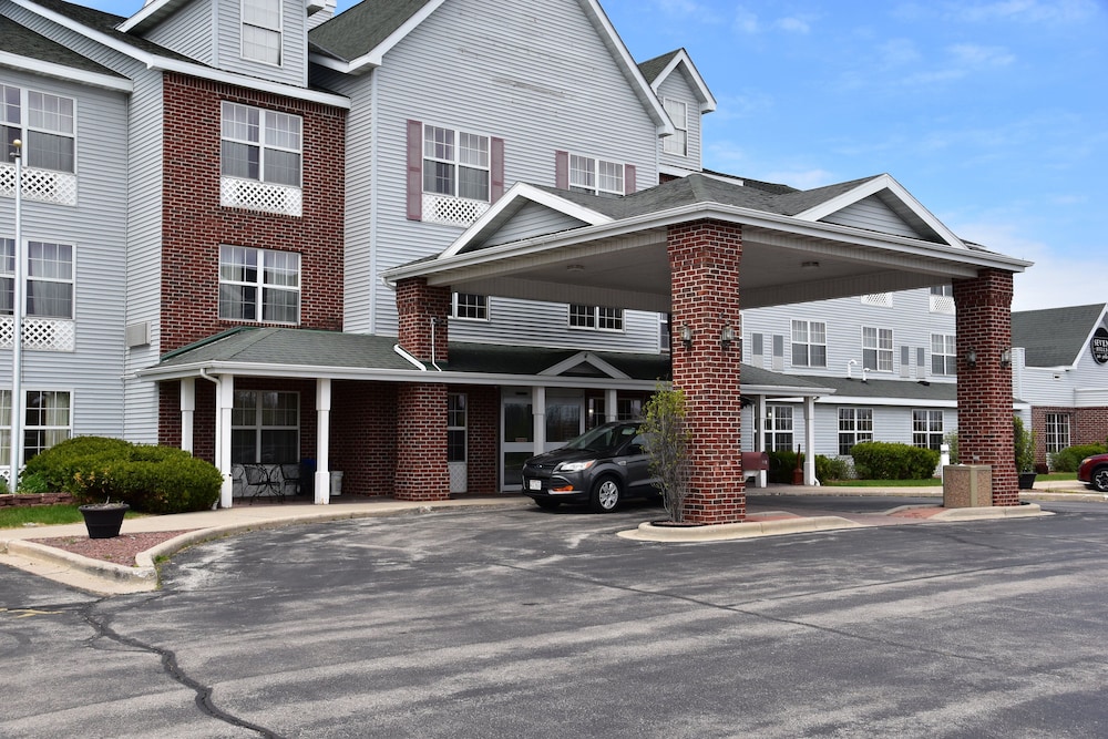 Port Wisconsin Inn and Suites 1/59