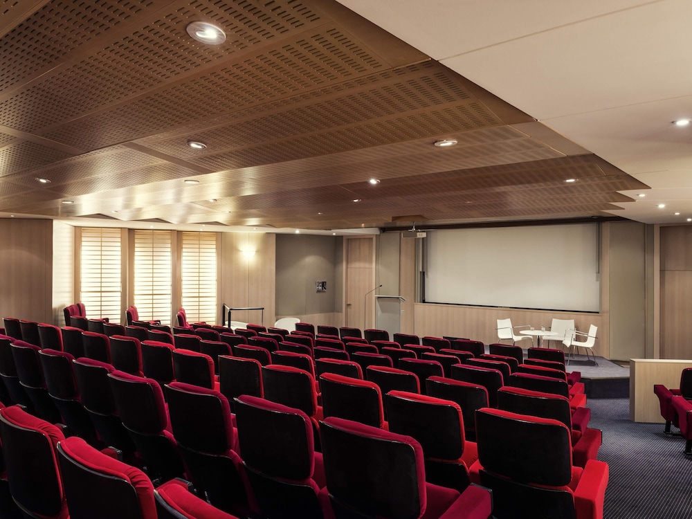 Mercure Paris Boulogne 61/71