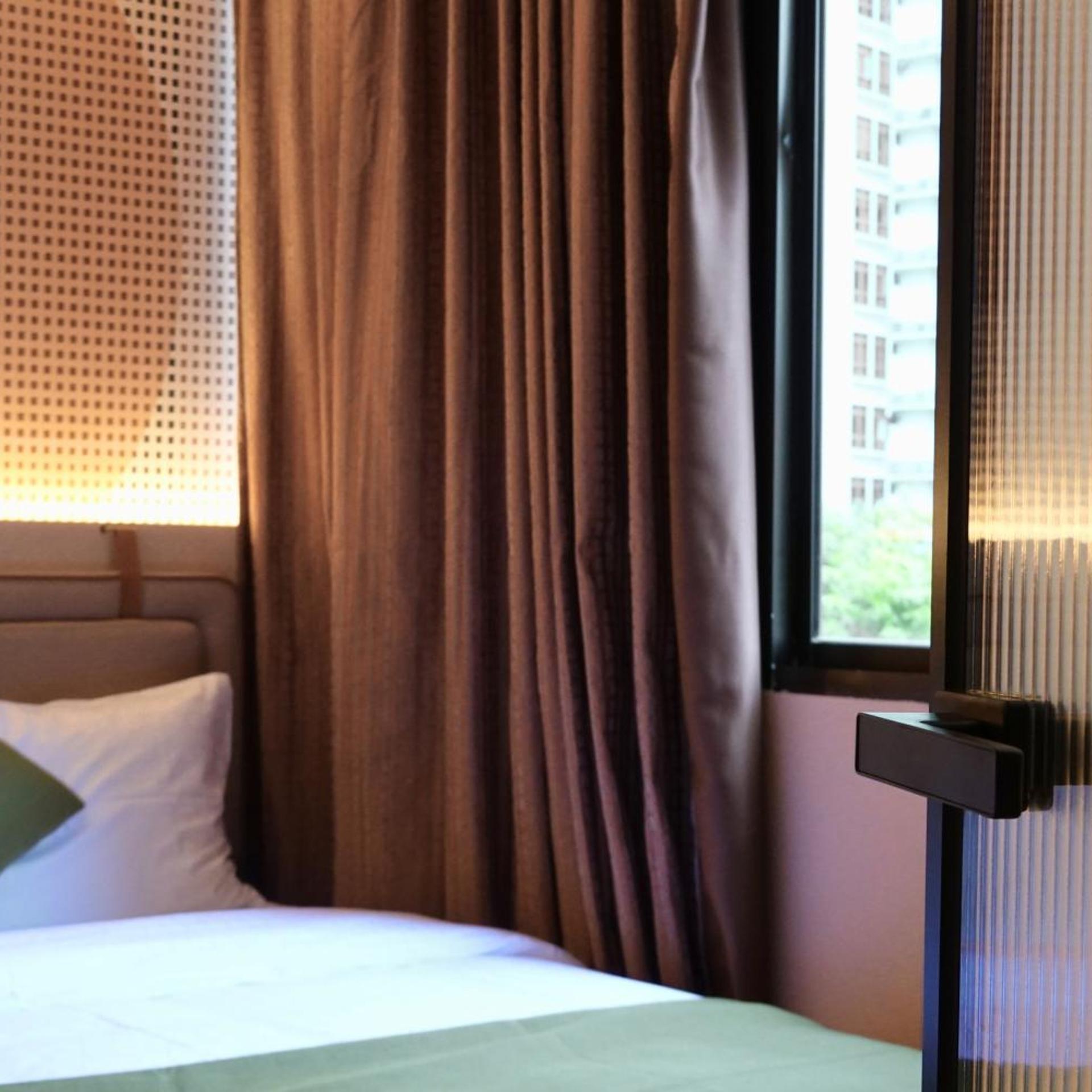Hotel 165 14/45