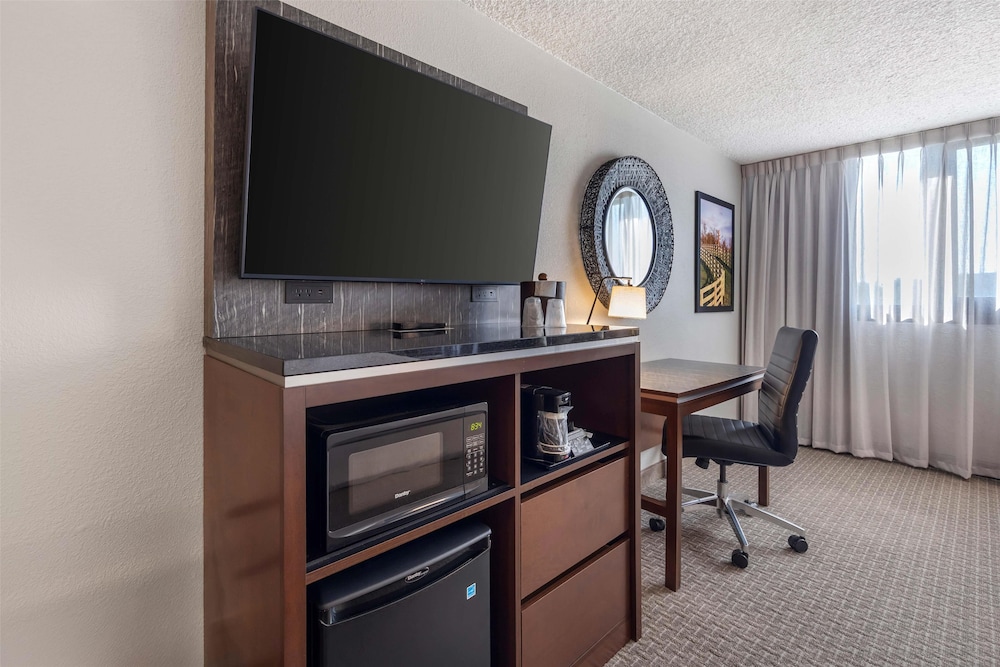 Drury Inn and Suites Paducah 44/50