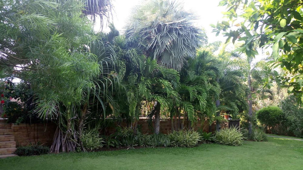 Malee Garden 40/48