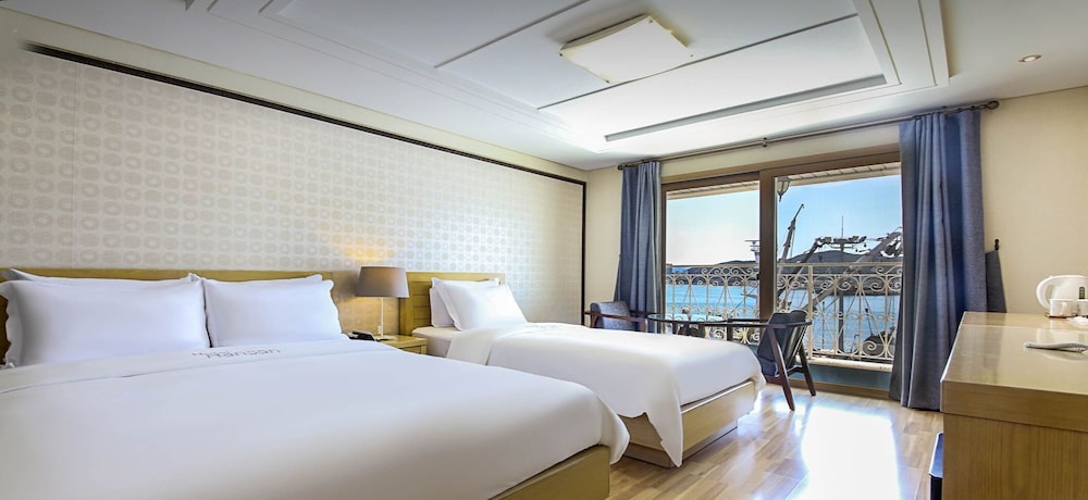 Hansan Hotel 6/28