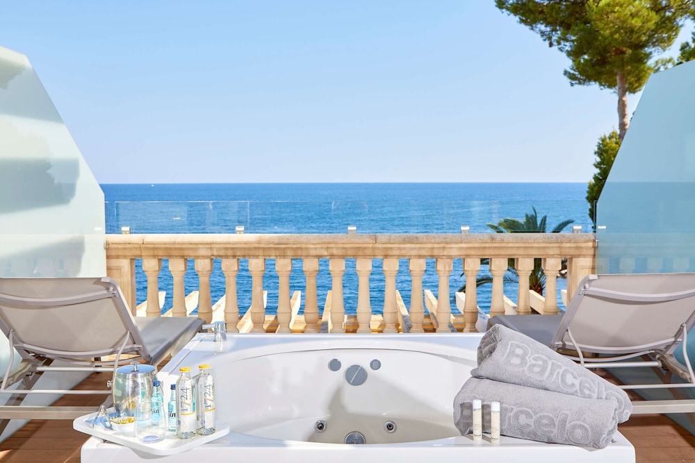 Barcelo Illetas Albatros - Adults Only in BENDINAT