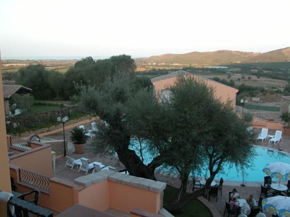 Residence Li Troni 41/42