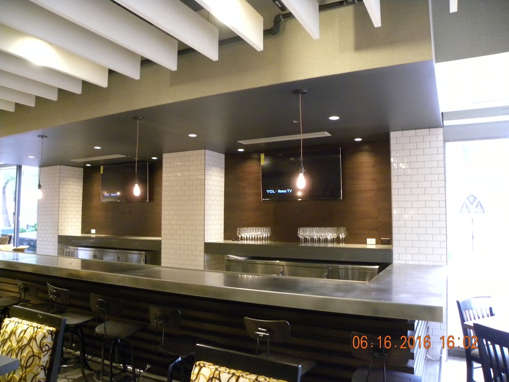 Holiday Inn Chicago North Evanston 7/44